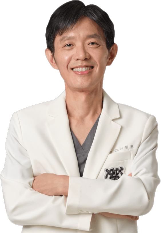 Director Lee Dong Hoon