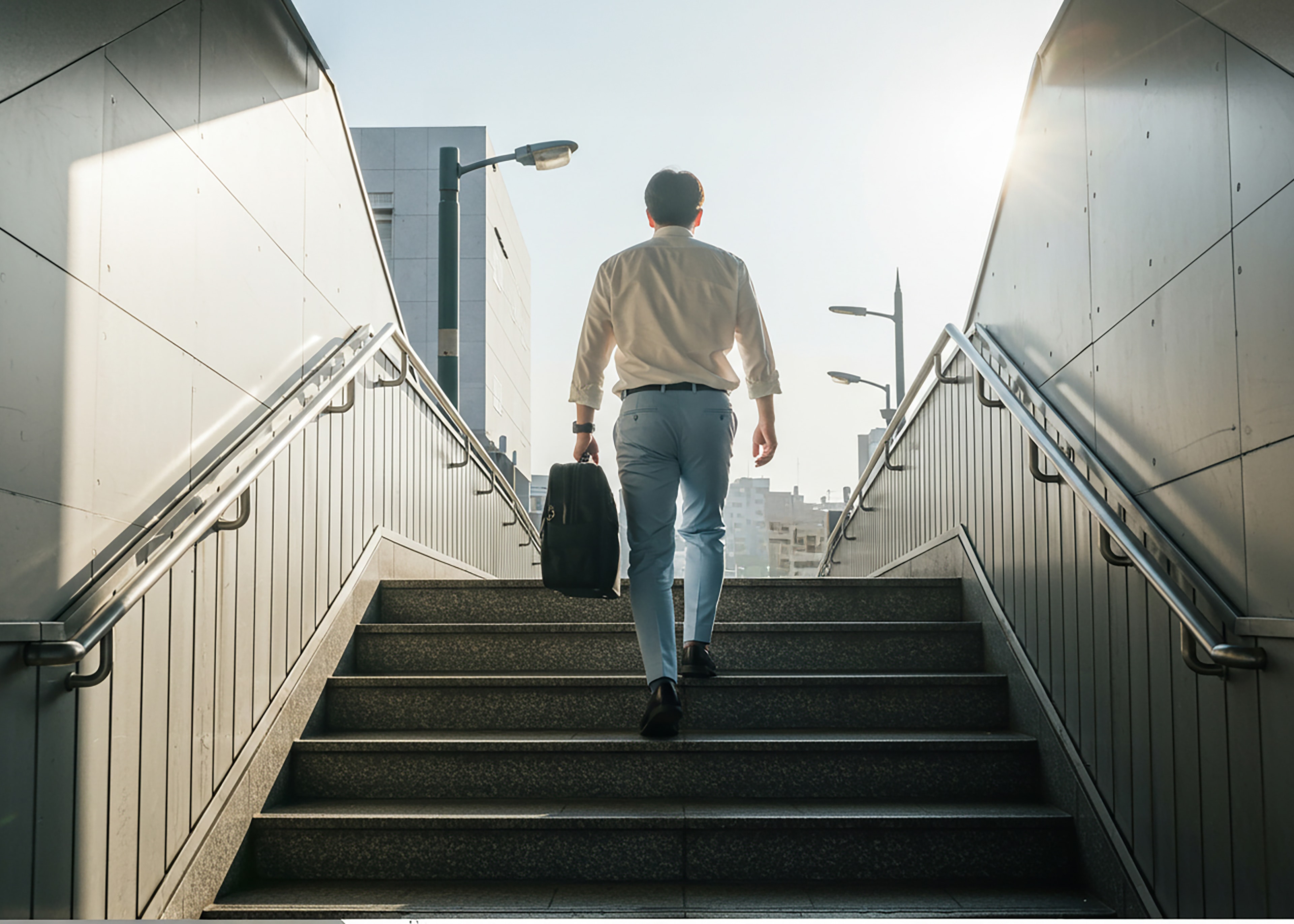 렌즈삽입술 회복기간, 출근·세안·운동은 언제부터 가능할까?
